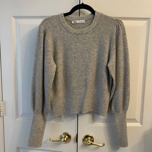 ZARA grey puff sleeve sweater.  Size S.